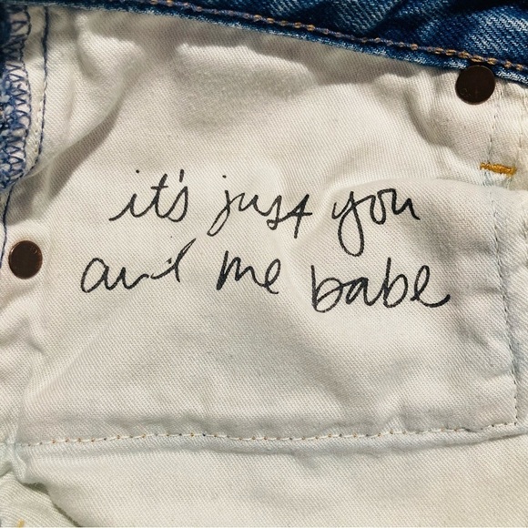 GRLFND SZ 28 Karolina Button Fly Distressed Raw Hem Light Wash Jeans - Picture 16 of 16